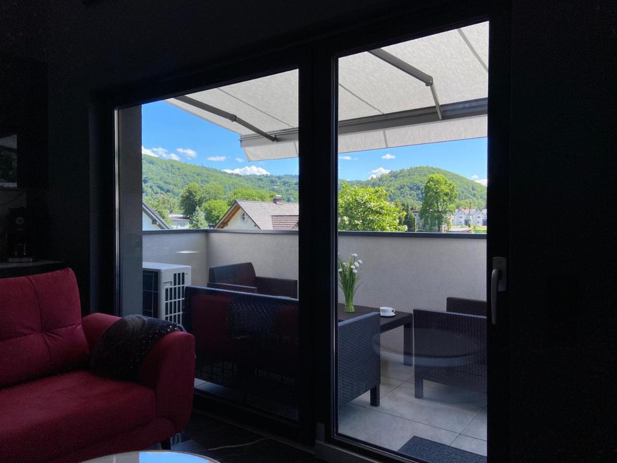 Apartament Lux אוסטראון מראה חיצוני תמונה