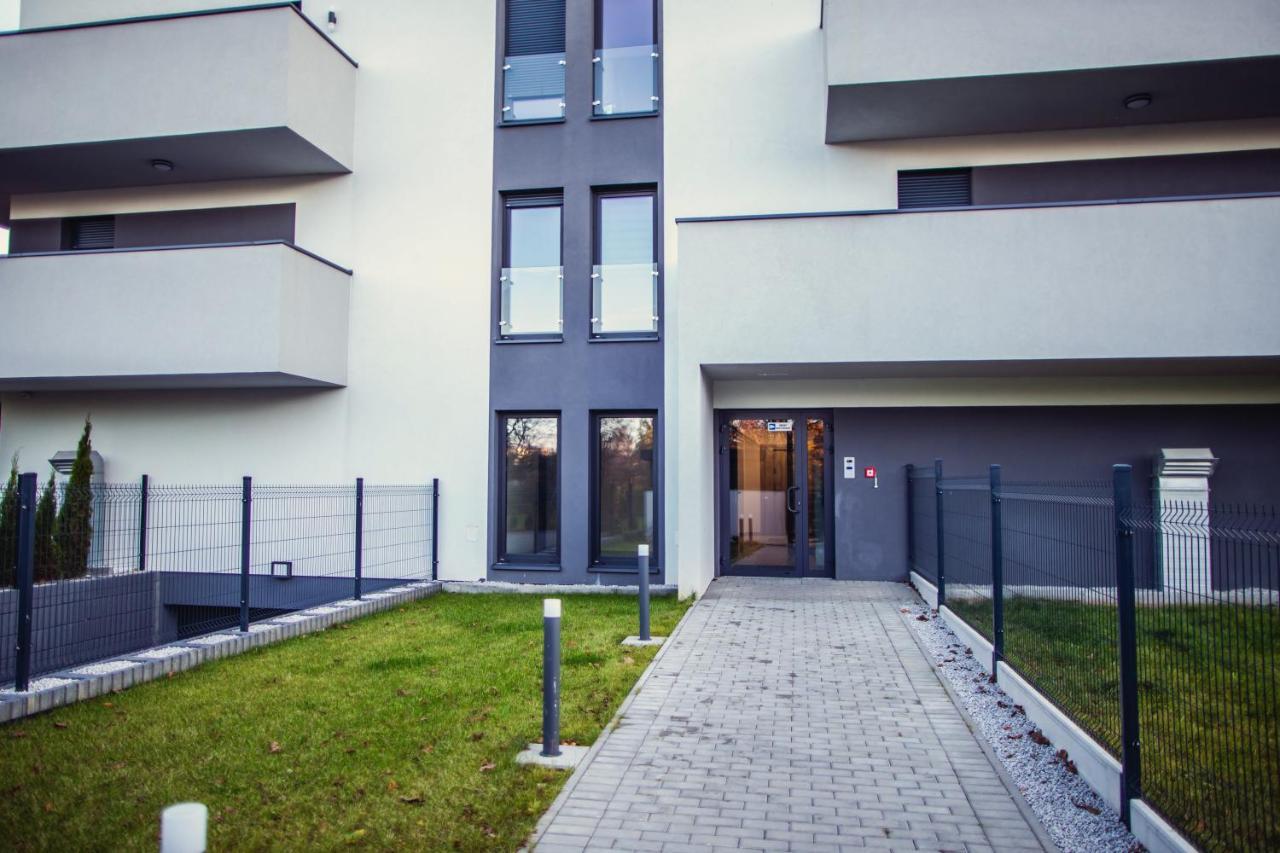 Apartament Lux אוסטראון מראה חיצוני תמונה
