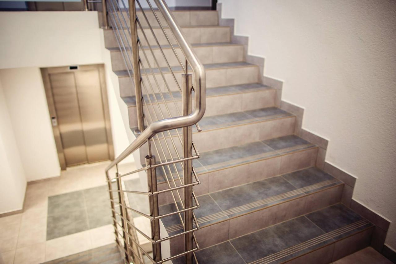 Apartament Lux אוסטראון מראה חיצוני תמונה